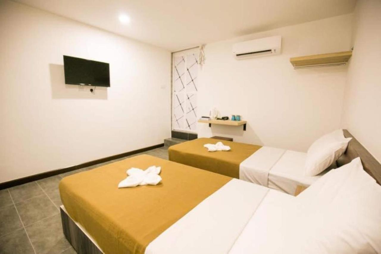 Oyo 90361 Motel Inapan Mahsuri Джитра Экстерьер фото