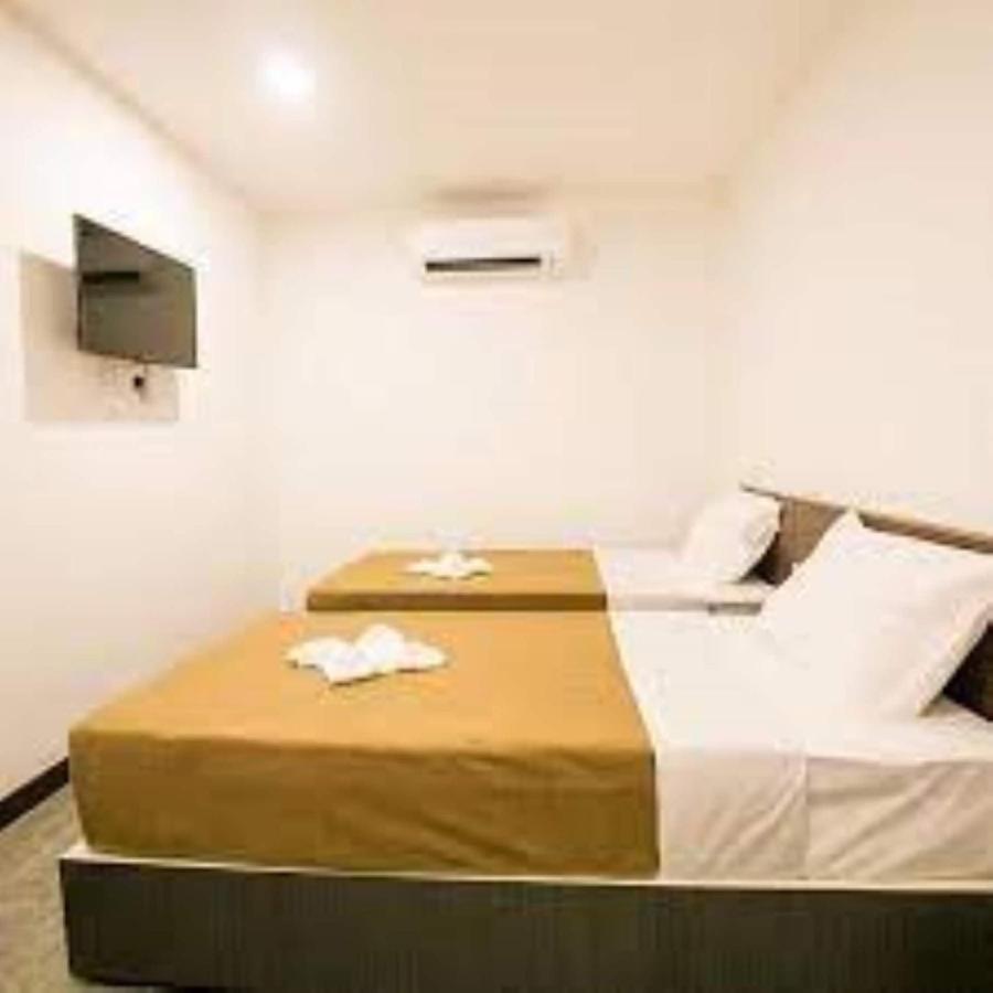 Oyo 90361 Motel Inapan Mahsuri Джитра Экстерьер фото